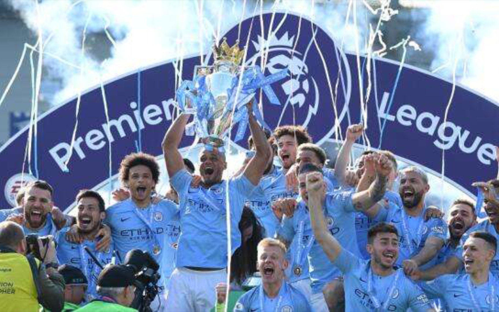 表现不仅激 表现不仅激